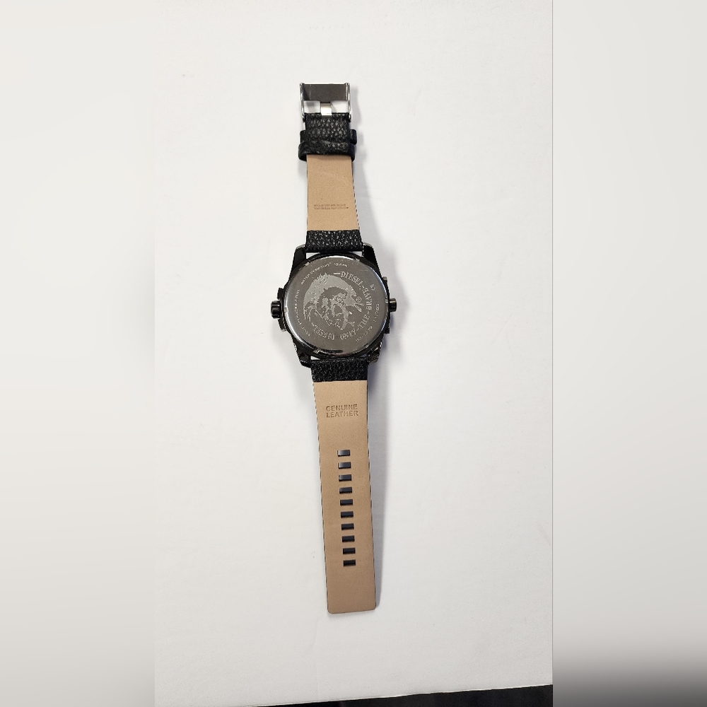 Diesel Watch - Mint Conditon - Picture 5 of 11